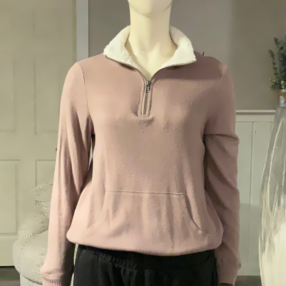 Pink rose sweater
